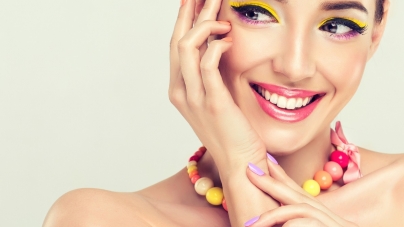 Stellar Summer Makeup Trends To Try Right Now
