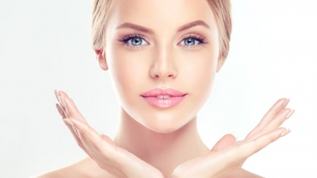 The Hot New Skincare Ingredient Is Arbutin