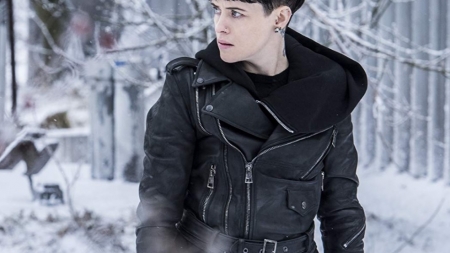 Copy Claire Foy’s Cool All-Black Outfit From “The Girl in the Spider’s Web”
