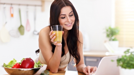Common Uses For Apple Cider Vinegar