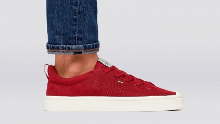 The Must-Have Shoe With A 5,000-Person Waitlist Is Finally Back in Stock