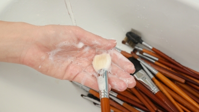 It’s a Great Time To Clean Your Makeup Brushes