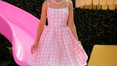 How To Wear Pink This Summer