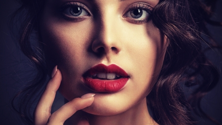 Unveiling the Beauty Crystal Ball: Top Beauty Trends for 2024