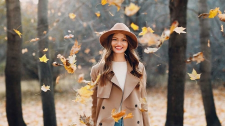 Wearing White After Labour Day: Embracing Fashion’s Evolving Norms