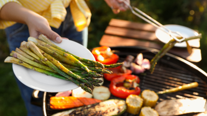 Healthy Foods to Eat at a BBQ: Enjoy the Grill Without Guilt