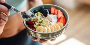 5 foods to eat for healthier skin.