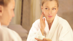 Peptides: What They Are and Why They’re Everywhere in Beauty